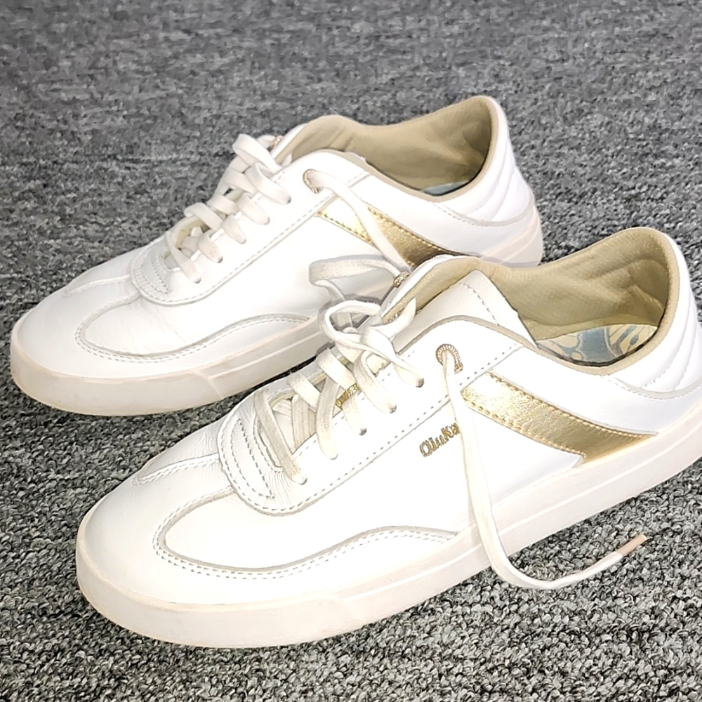 OluKai White with Gold Accent Women's Low-Top Sneakers